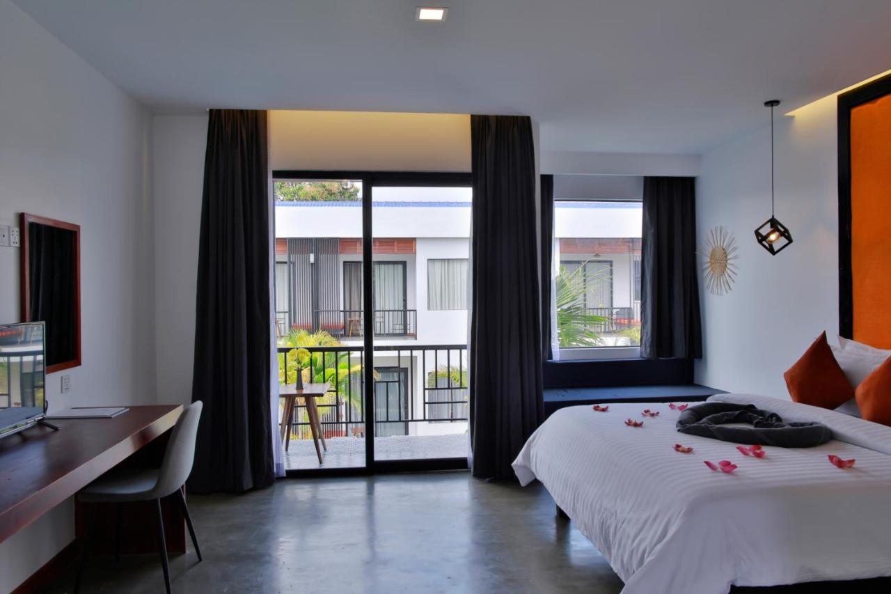 Central Corner Suite Сием Реап Екстериор снимка